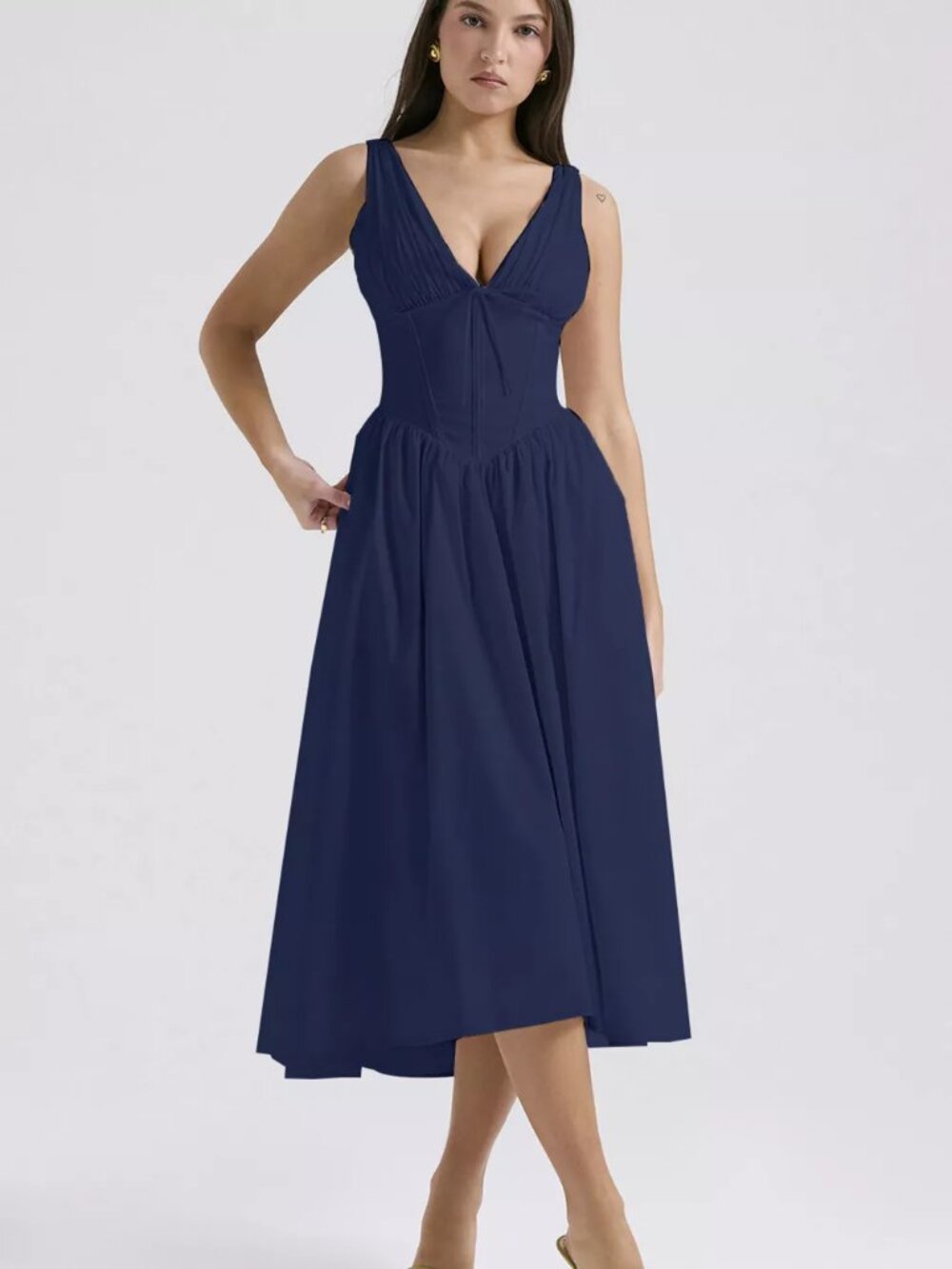 V-Neck Sleeveless Midi Dress - Picture 13 of 16
